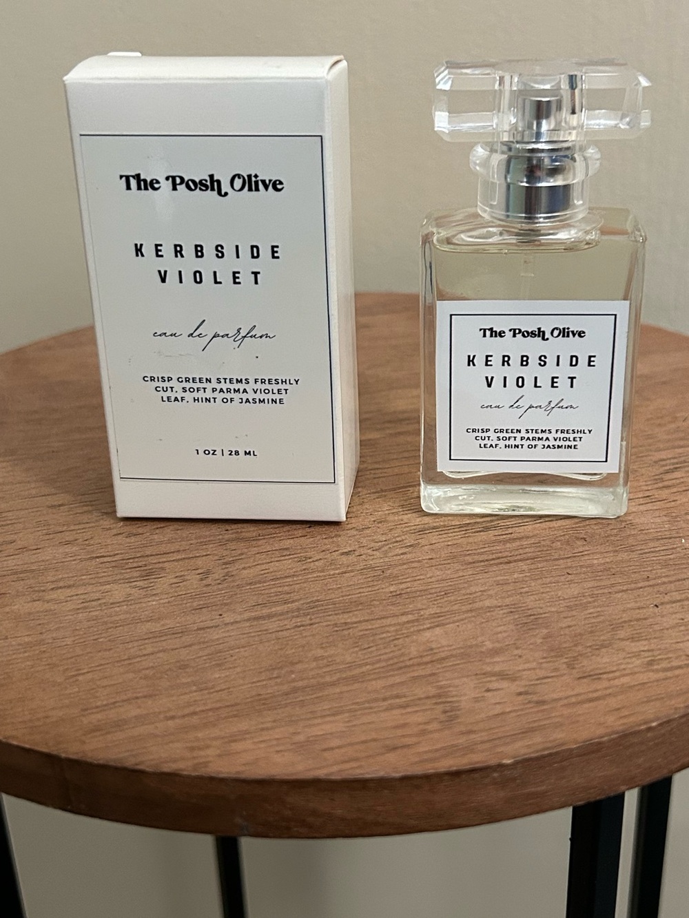 Kerbside Violet Eau de Parfum — White